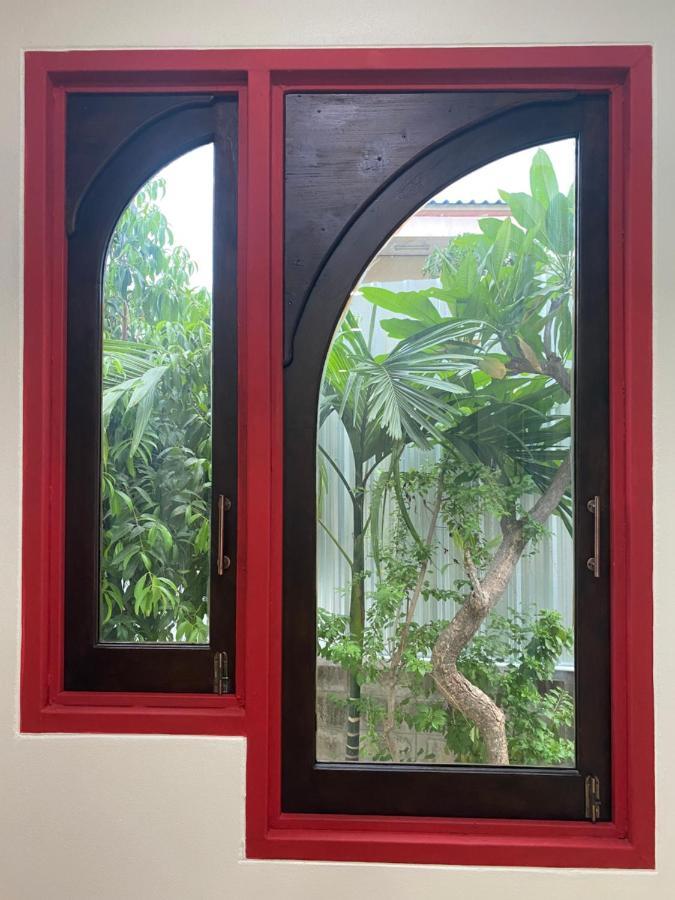 Dream House Lodge 수코타이 외부 사진