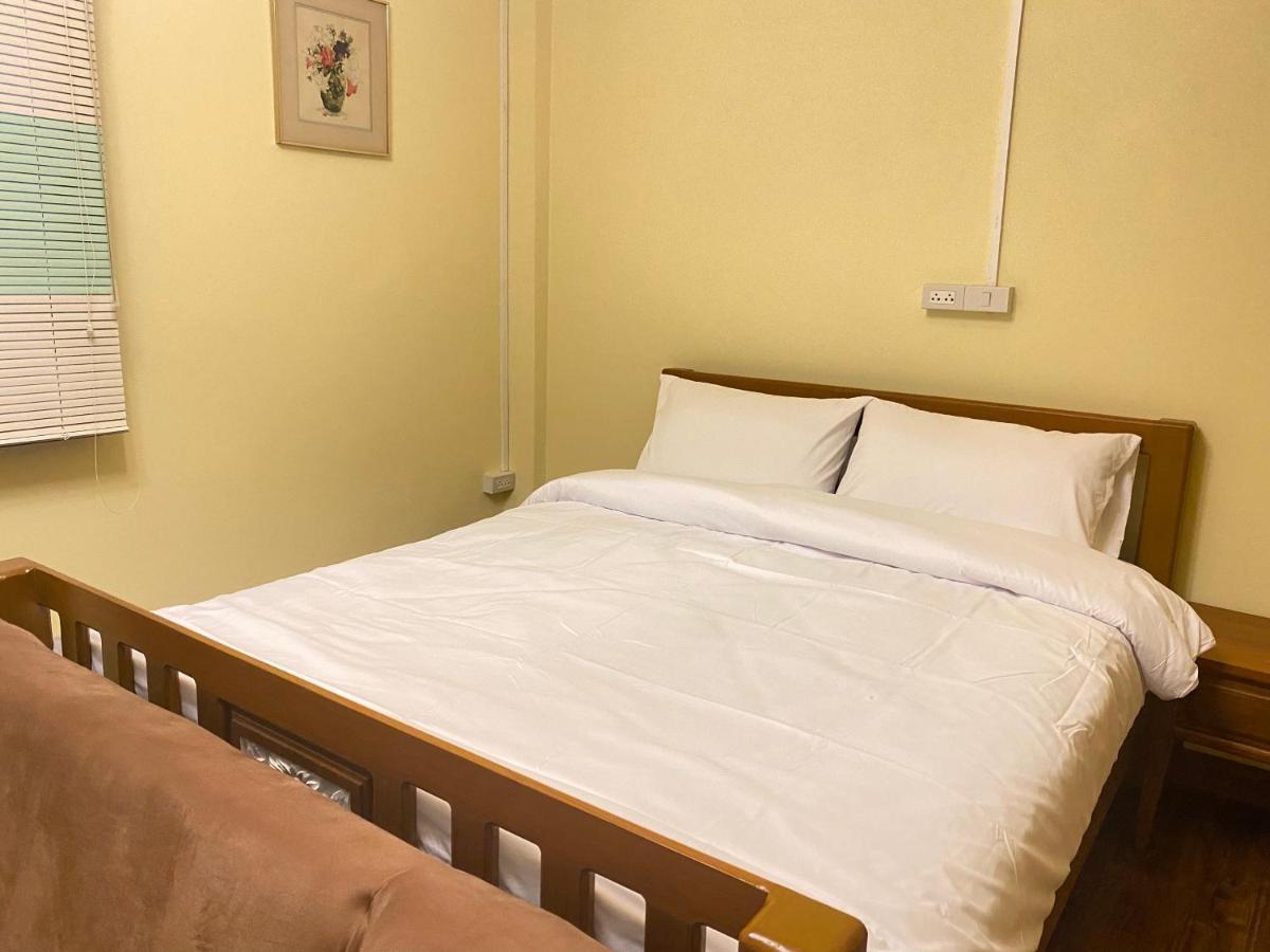 Dream House Lodge 수코타이 외부 사진